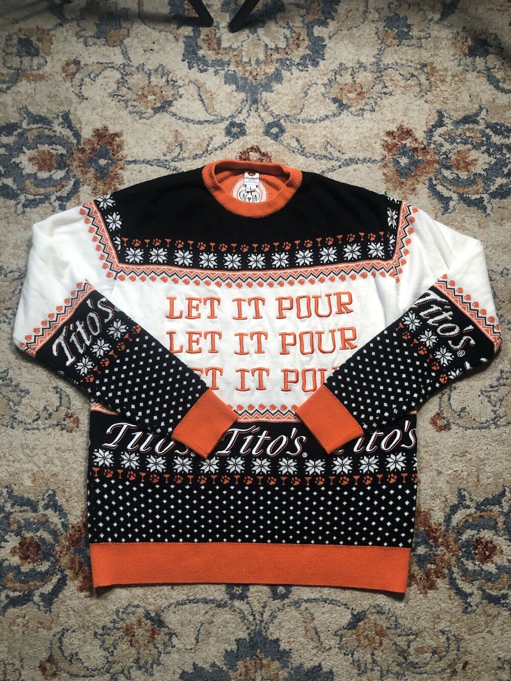 Tito's Vodka Sweatshirt Large White Sweater Embroidered Christmas Sweatshirt